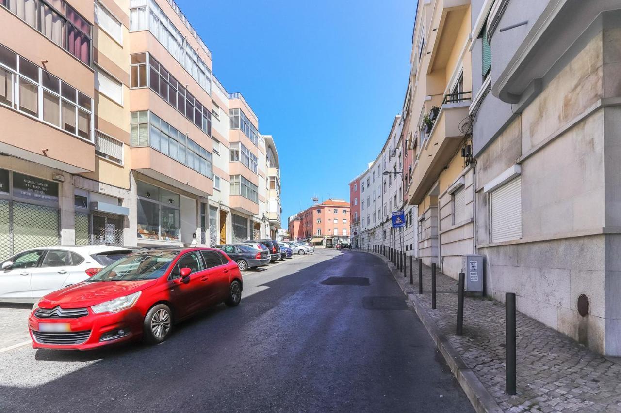 Penha De Franca Terrace By Homing Lisboa Exterior foto